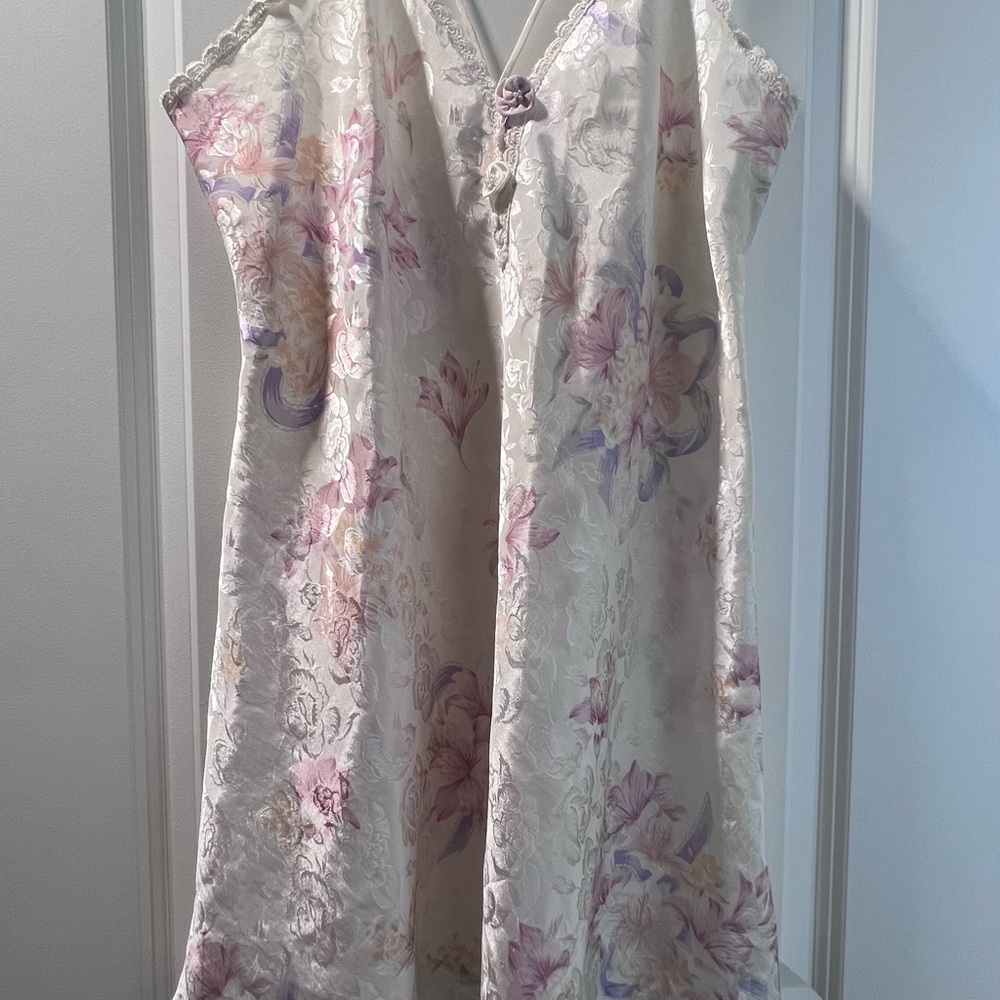 Pink and Cream Sleeveless V-Neck Chemise